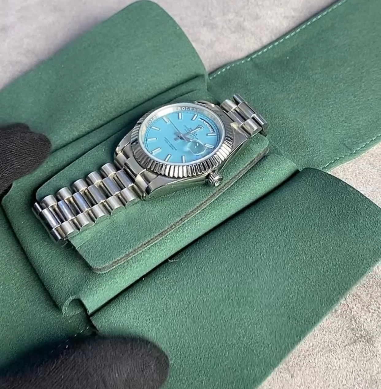 رولكس داي ديت تيفاني - جراند ماستر طبق الأصل