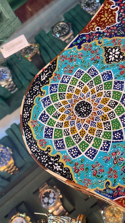 السعر الف دينار اردني طاولي صناعة يدويه بالكامل قطعه واحده مع جنود براص واحجار الطاولي واحده فقط الرجاء عدم الاحراج