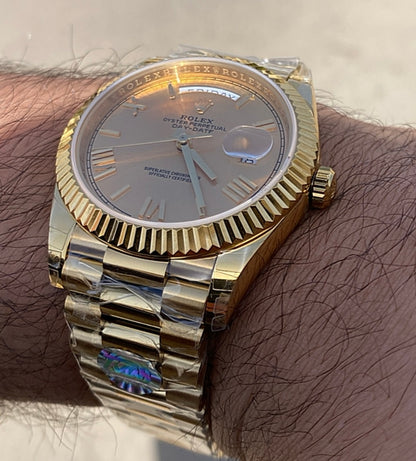 حبة واحدة في العراق- رولكس داي ديت فول ذهب اصفر طلاء ١٨ - الساعة طبق الأصل برقم تسلسلي اصلي و ماكينة سويسري مطابقة للأصل