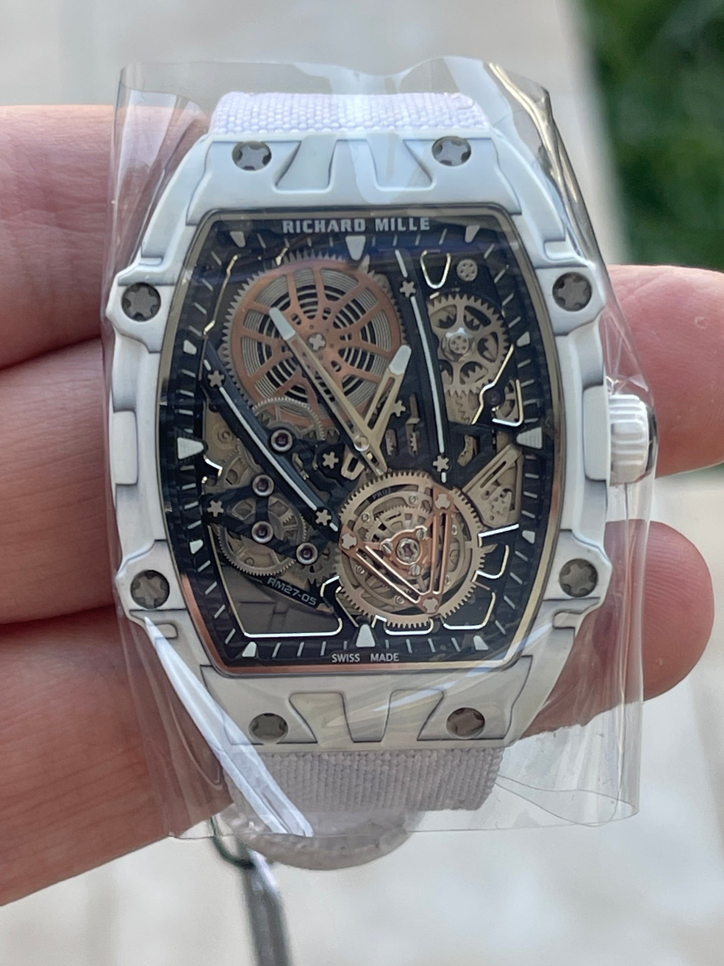 Rm carbon white اخف ساعه بالعالم لون ابيض الساعه طبق الأصل