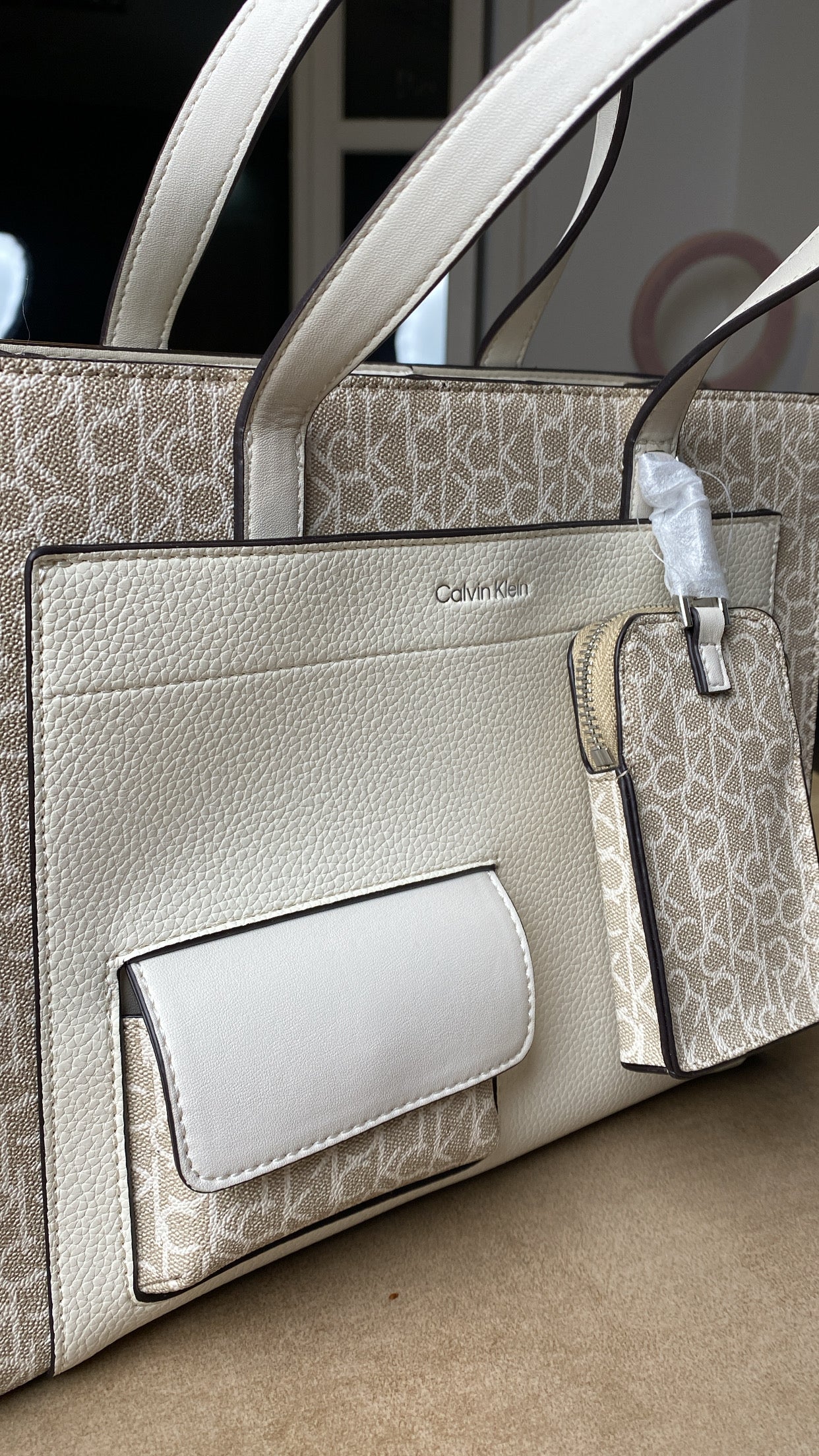 جنطه كالفن كلاين آصليه جديده - تصفيه امريكيه