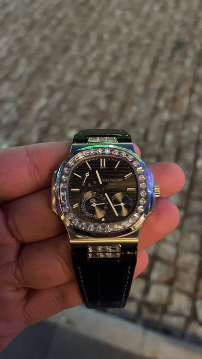 Patek philipe باتيك فيليب نوتلس جلد قطعه واحده