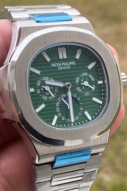 40.5 mm باتيك فيليب نوتلس كرونوجراف مينا ابيض  -   -كلين