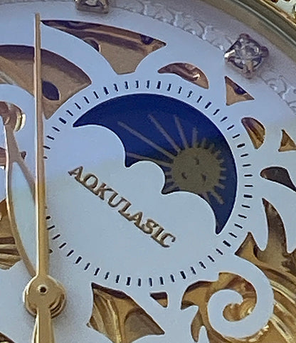 اكوناستك كونستانتين مون فيس - لون ذهبي ماكينة سويسرية