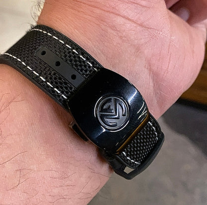 فرانك مولر كاربون فايبر- حبة واحدة كلين طبق الأصل