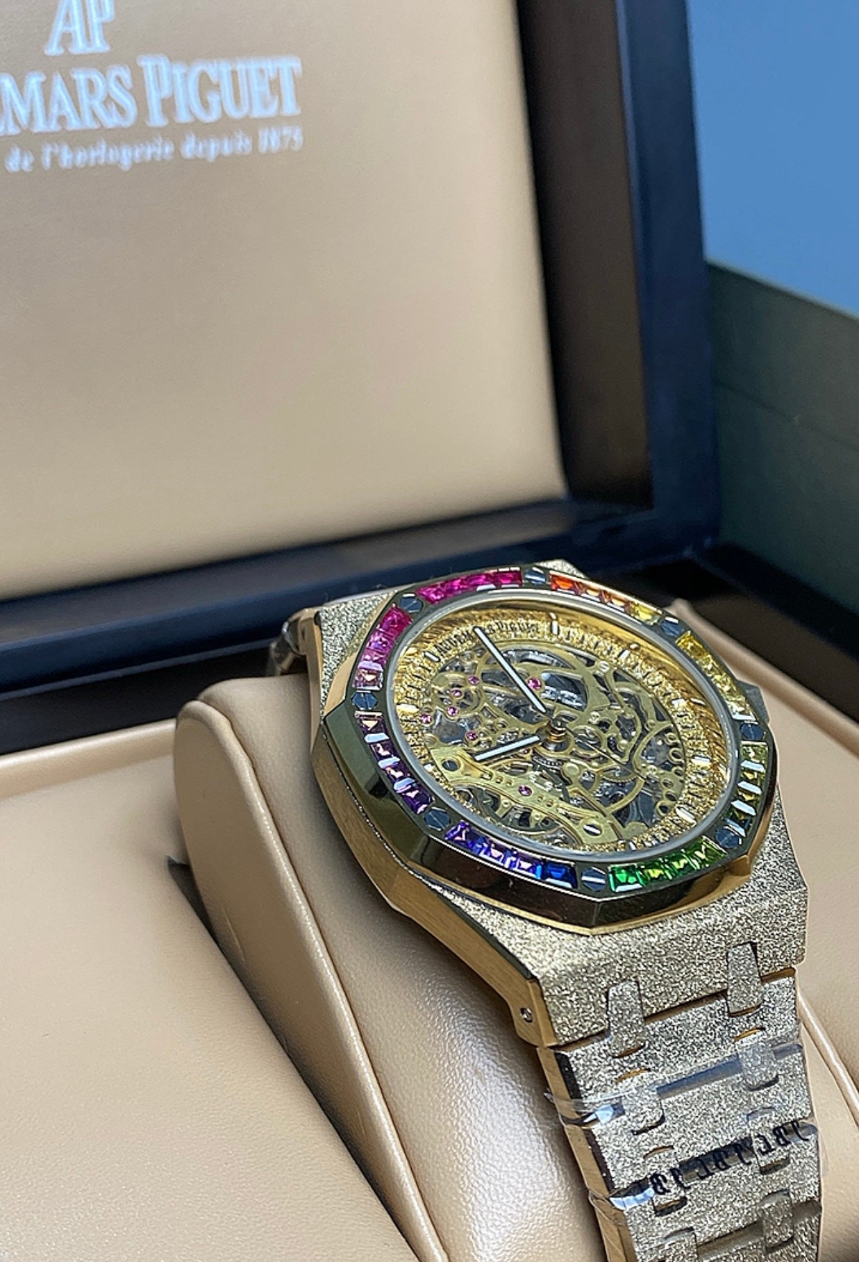 Audemars Pigue  Rainbow 41 mm  (كلين تايتل)