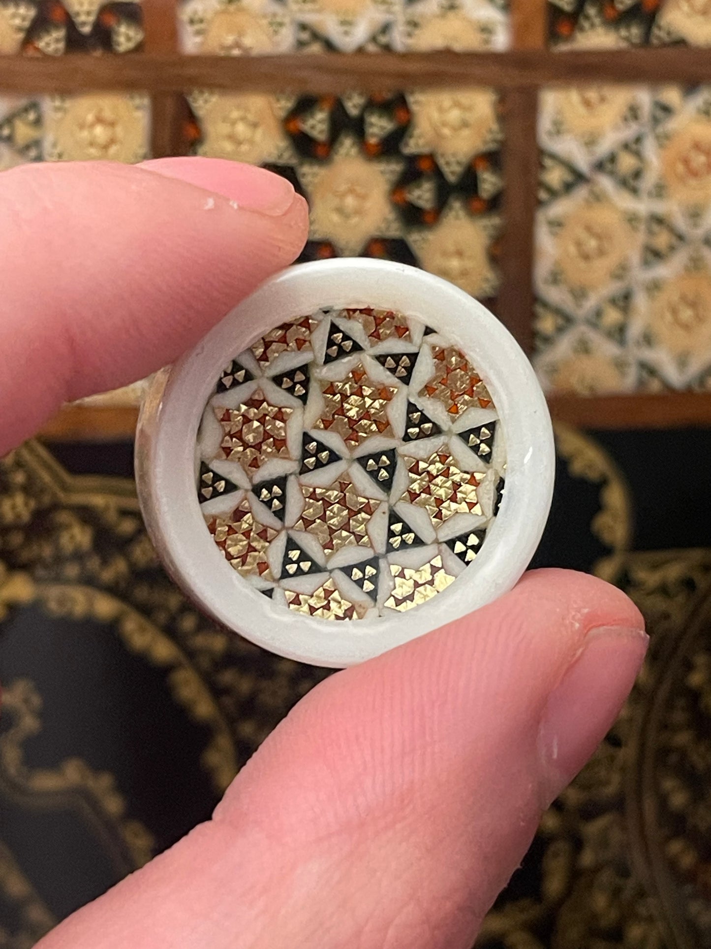 قطعه واحدة طاولي صناعة يدوية بالكامل اسود ملكي مع جنود براص اصلي وجنطة جلد فاخره