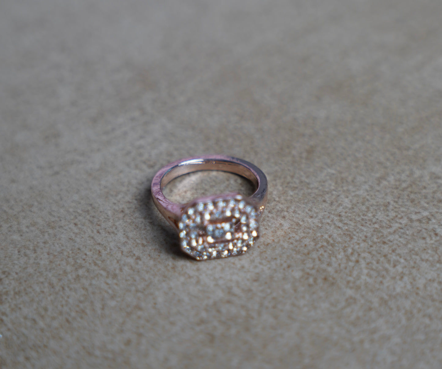 بكج عيد الحب ٦ هدايا في بكج واحد