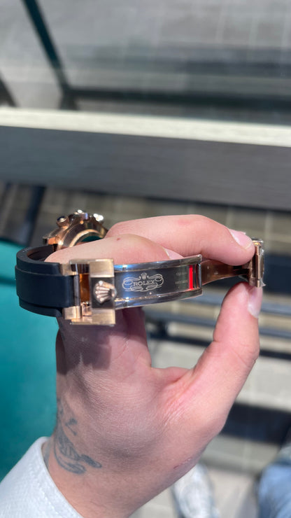 رولكس دايتونا كوزموغراف شوكلت كلين ربر طبق الأصل