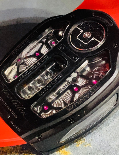 جاكوب تند كو بوجاتي شيرون تيتانيوم و كاربون فايبر كليون طبق الأصل