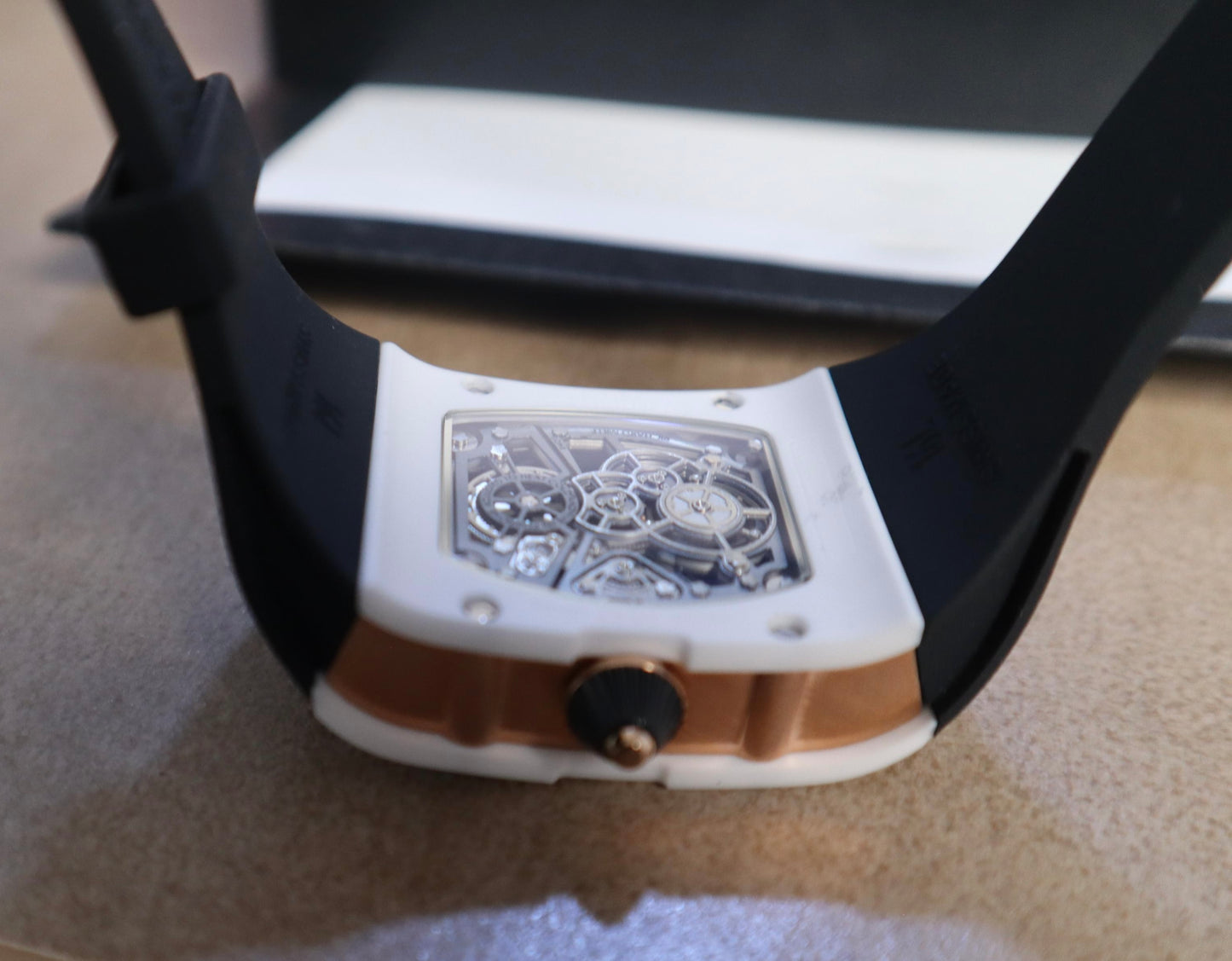 ريتشارد ميل اكسترا فلات - اصدار نادر جداً، متوفر قطعة واحدة