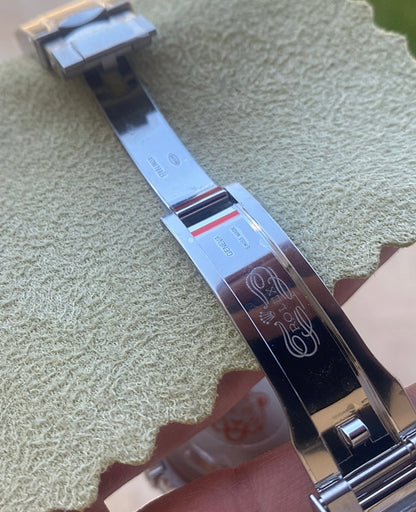 40 mm رولكس دايتونا باندا مينا أبيض وبازل أسود