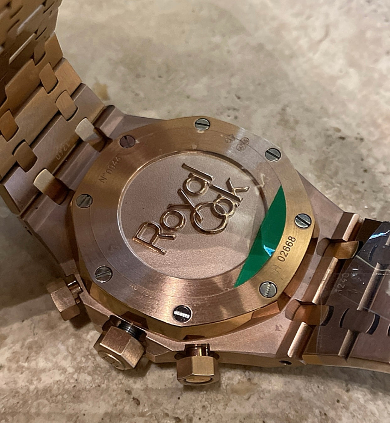 اي بي رويال اوك كرونوجراف روز جولد - كلين طبق الأصل ماكينة سويسري