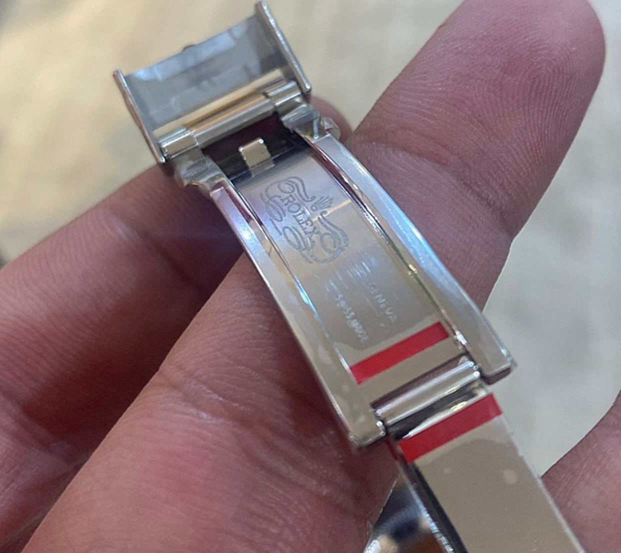 رولكس رووت بير تو تون كلين طبق الأصل