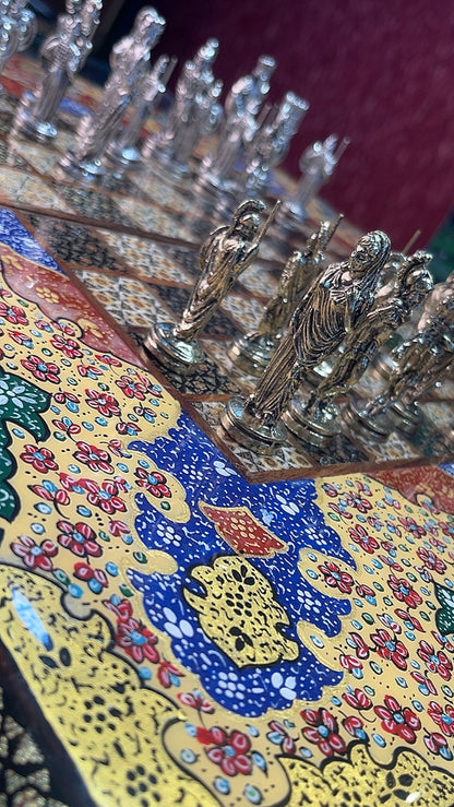 طاولي صناعة يدويه بالكامل قطعه واحده مع جنود براص واحجار الطاولي واحده فقط الرجاء عدم الاحراج