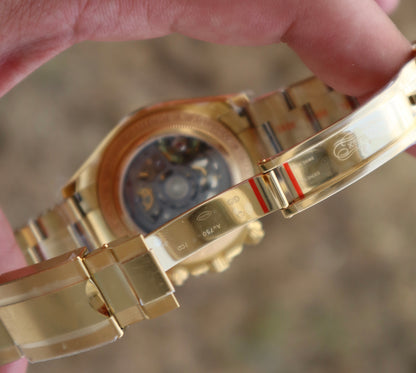 Rolex Daytona Green Ruby 40 mm  -قطعة كلين طبق الأصل ماكيمة سويسري طبق الأصل متوفر حبة واحدة في كل العراق