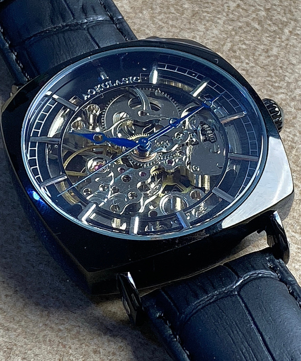 ساعة اكوالاسك ماكينة سويسرية اوتوماتك ويندنج - قطعتين ويا كارد الكفالة المختوم