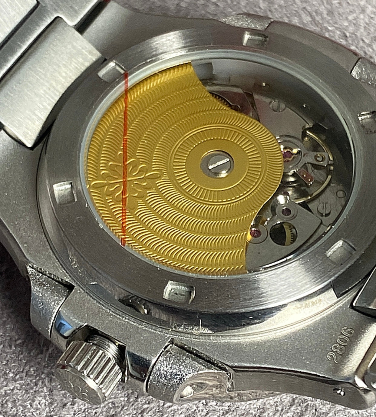 باتيك فيليب نوتلس مينا زيتوني ، طرق الماس