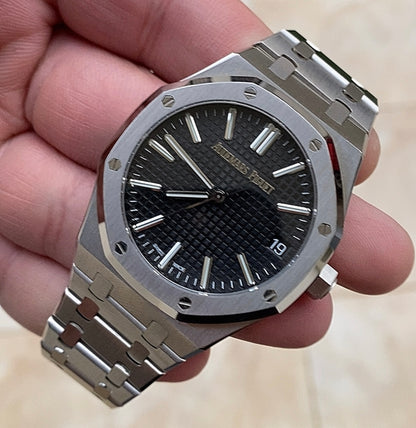 AP Royal Oak black dial - حبة وحدة مستحيل تميزها عن الاصلية
