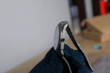 Bulgari Octo Finissimo - انحف ساعة بالعالم ماكينة سويسريو تيتانيون - القطعة الوحيدة بالعراق