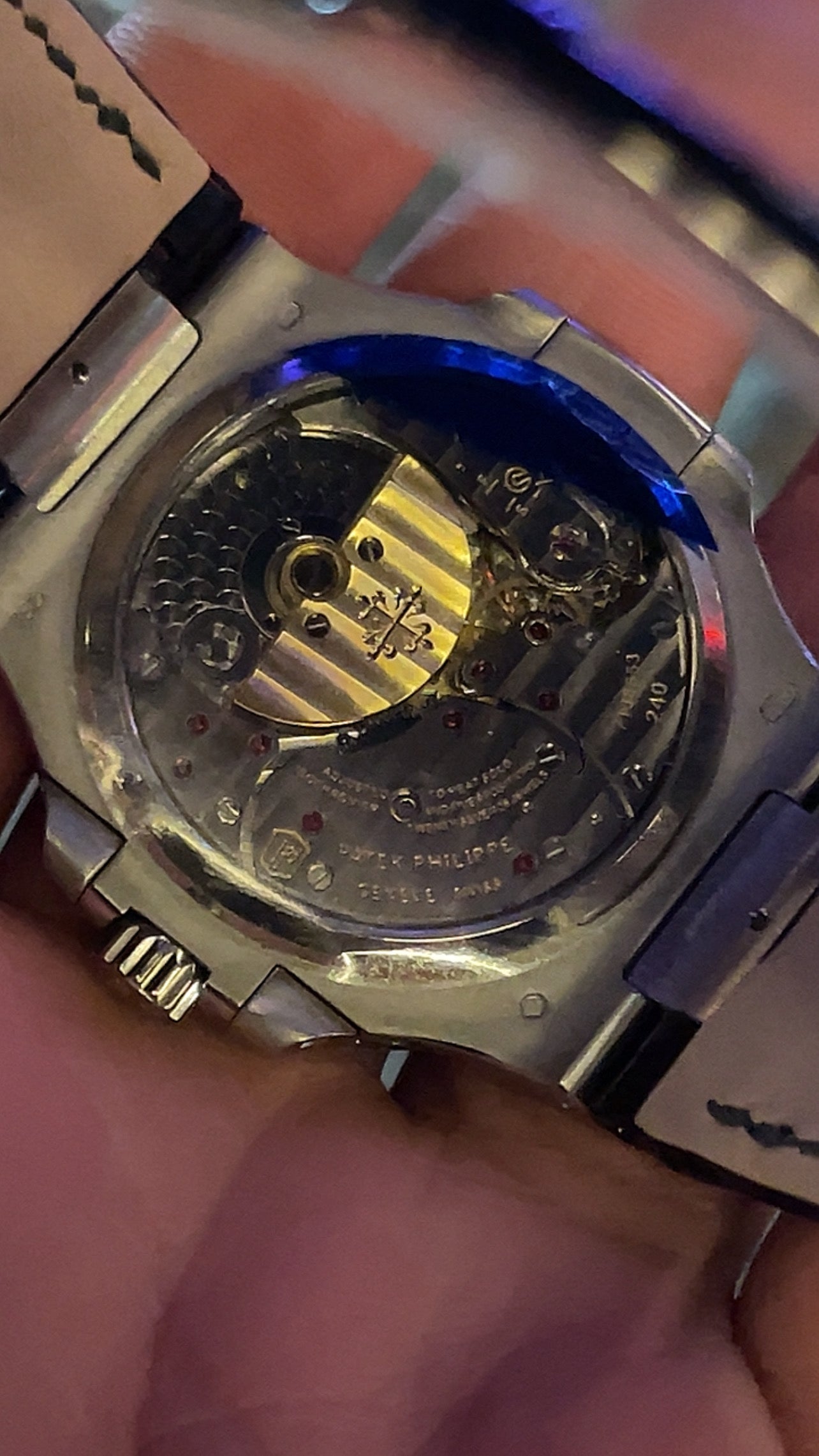 Patek philipe باتيك فيليب نوتلس جلد قطعه واحده