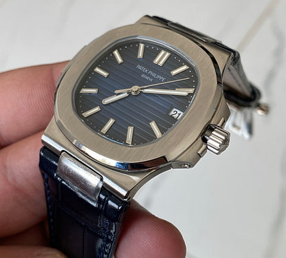 باتيك فيليب نوتلس كلين ٥٧١١ طبق الأصل جلد - نيلي