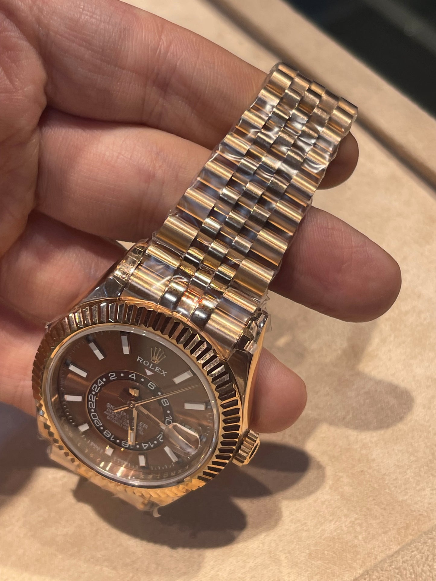 رولكس سكاي دويلر جوبلي روز جولد - كلين اعلى كوالتي