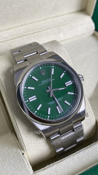 رولكس اويستر بربتشوال مينا اخضر -كلين طبق الأصل