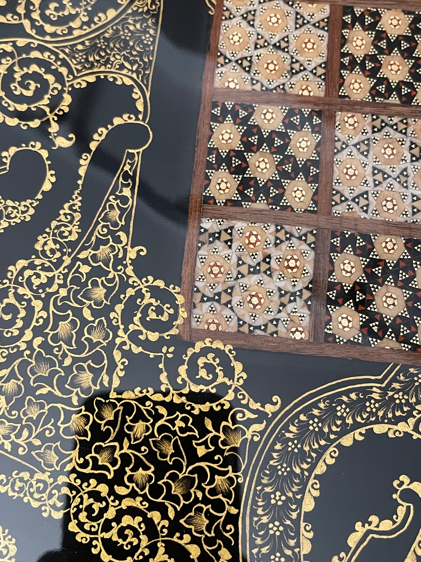 قطعه واحدة طاولي صناعة يدوية بالكامل اسود ملكي مع جنود براص اصلي وجنطة جلد فاخره