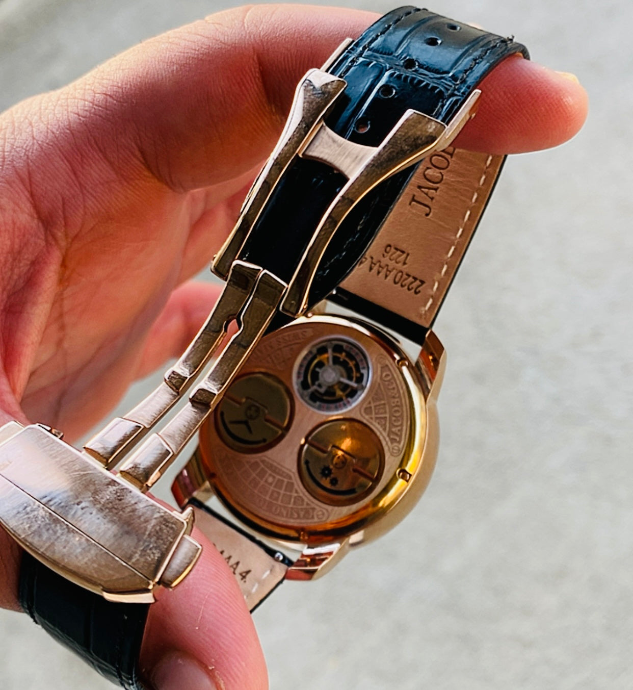 جاكوب آند كو كازينو دايموند - الساعة اعلى جودة مطابقة للاصل - اصدار محدود ماكينة سويسري و زفاير - توربيون داخلي