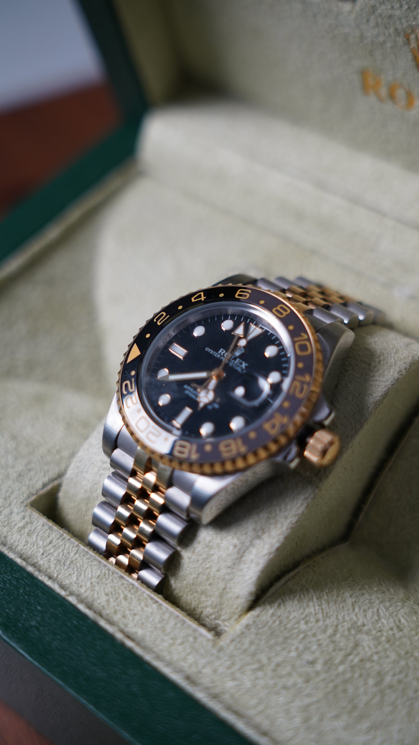 Rolex GMT Master Gold 43 mm