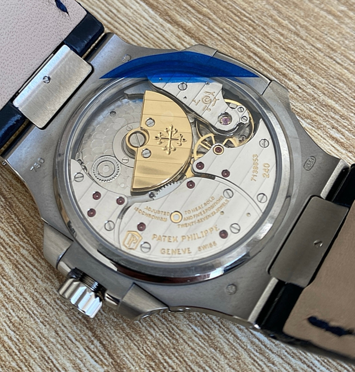 PATEK Philippe 5712 - كلين طبق الأصل حبة واحدة