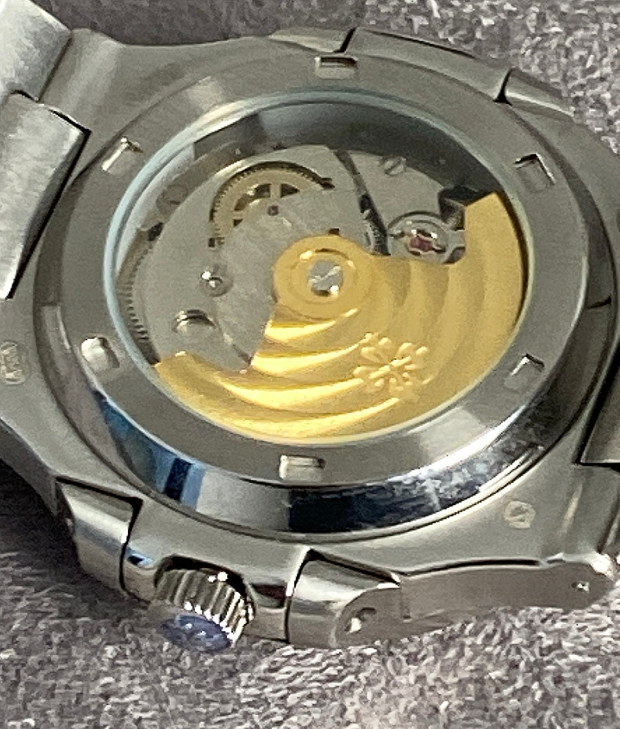 PATEK PHILIPPE RUBY - باتيك فيليب جرين روبي حبة وحدة فقط