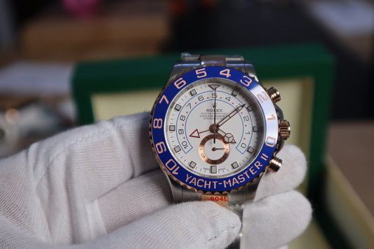 رولكس ياخت ماستر الاصدار الكلاسيكي 2023 تو تون روز جولد طلاء عبار 18 قطعة واحدة كلين