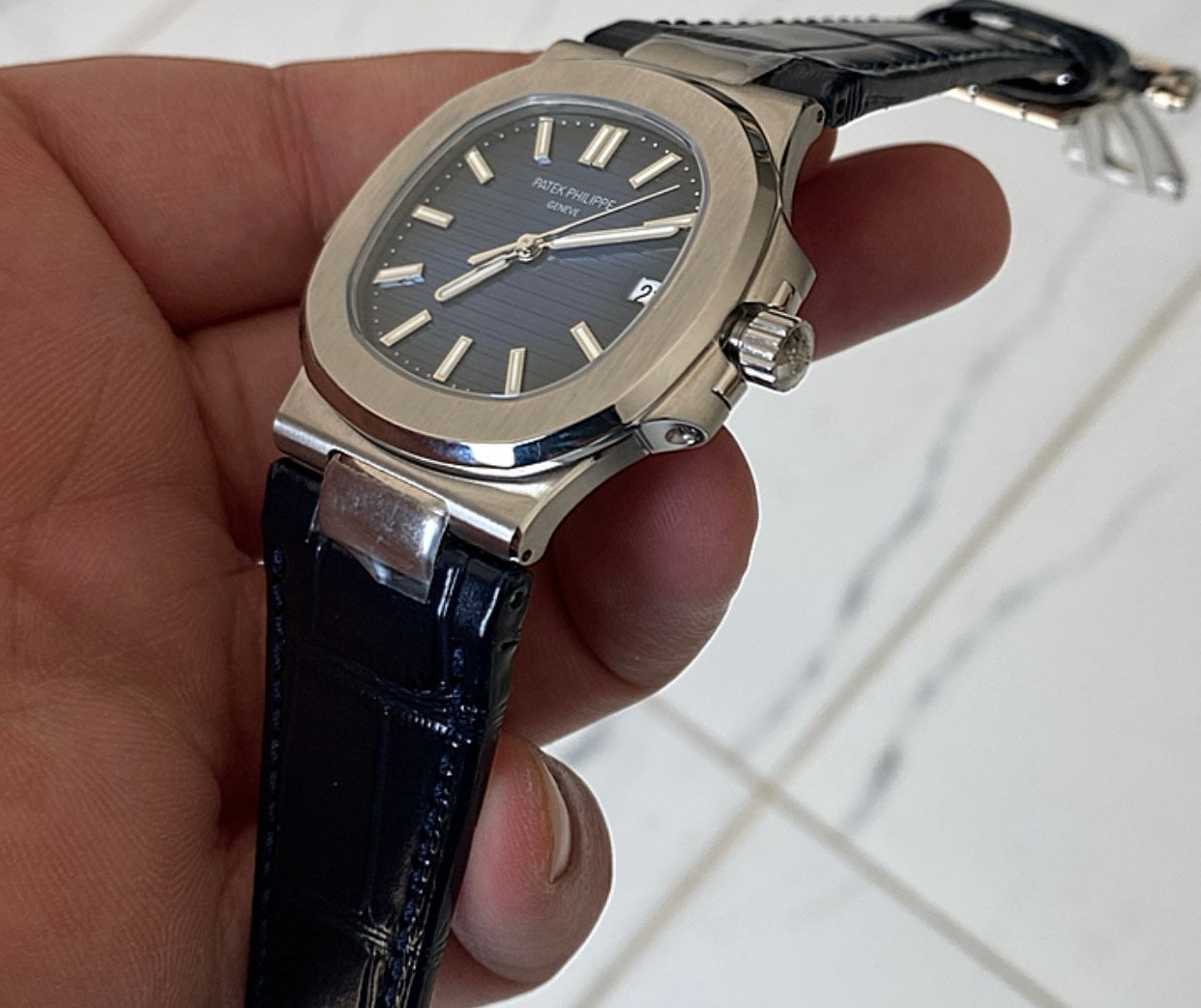 باتيك فيليب نوتلس كلين ٥٧١١ طبق الأصل جلد - نيلي