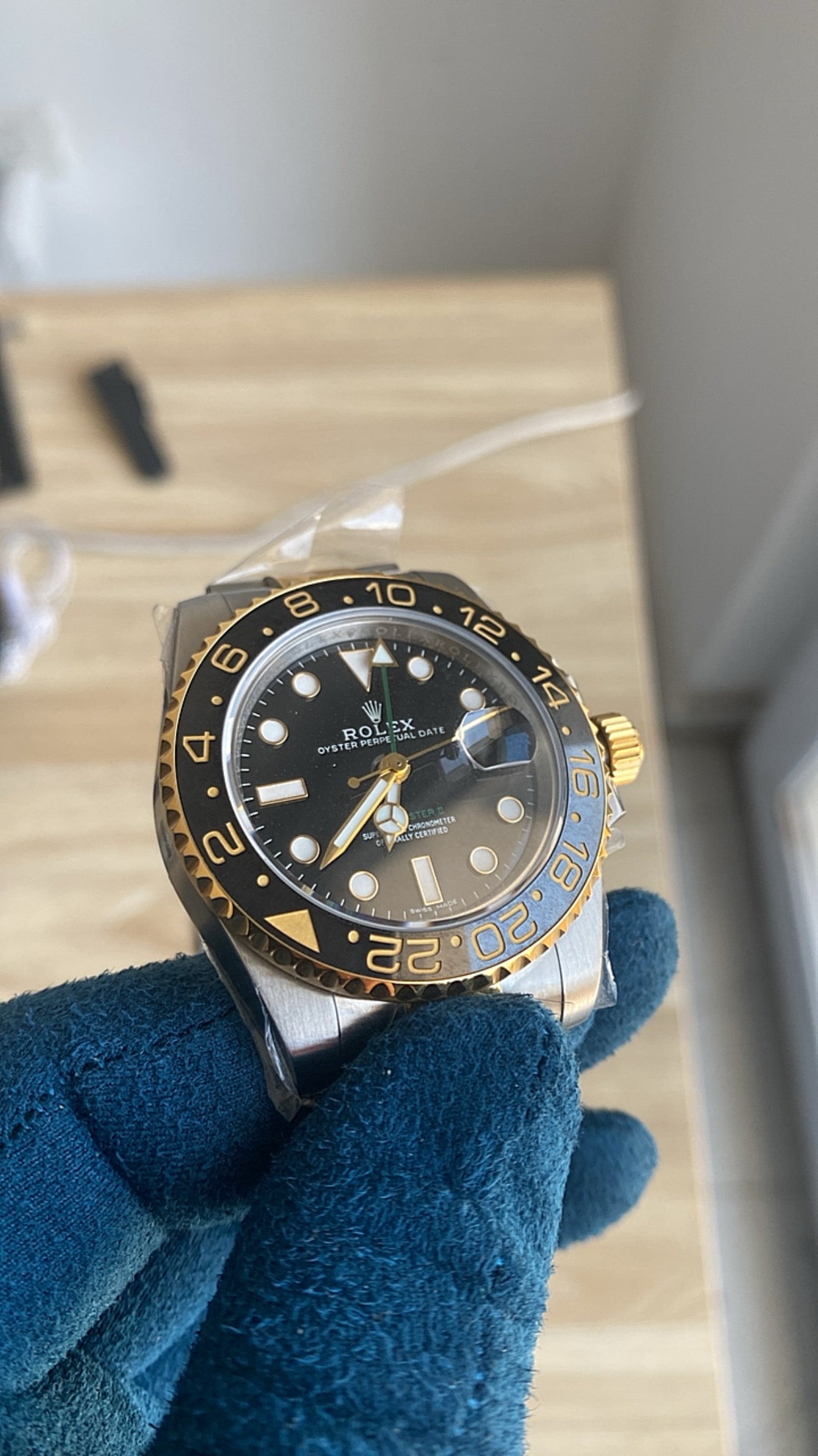 رولكس جي ام تي ماستر - اويستر تو تون ذهبي