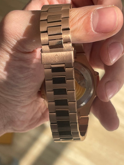 عرض البلاك فرايدي ساعه باتيك فيليب روز جولد ماستر كواليتي وعطر + ١٨