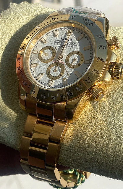 دايتونا ذهبي مينا ابيض - كلين تايتل