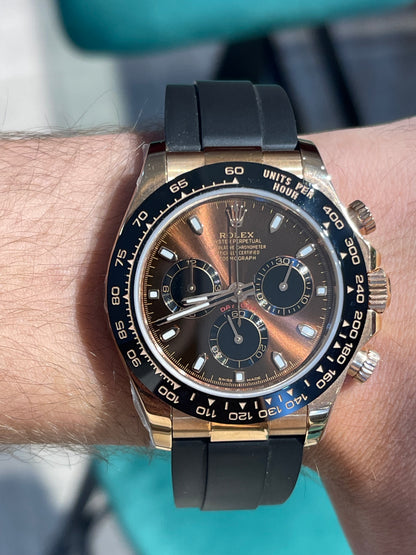 رولكس دايتونا كوزموغراف شوكلت كلين ربر طبق الأصل