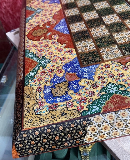 تحفة فنية صناعة يدوية - طاولي و شطرنج رسمة واحدة فقط يعني الحبة الوحيدة في العراق - احجار الطاولي و الشطرنج صناعة يدوي  بادق التفاصيل (t1)