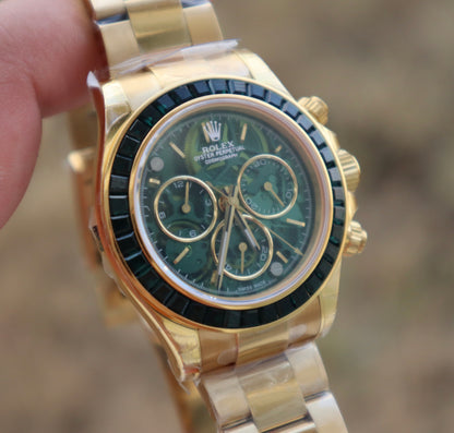 Rolex Daytona Green Ruby 40 mm  -قطعة كلين طبق الأصل ماكيمة سويسري طبق الأصل متوفر حبة واحدة في كل العراق