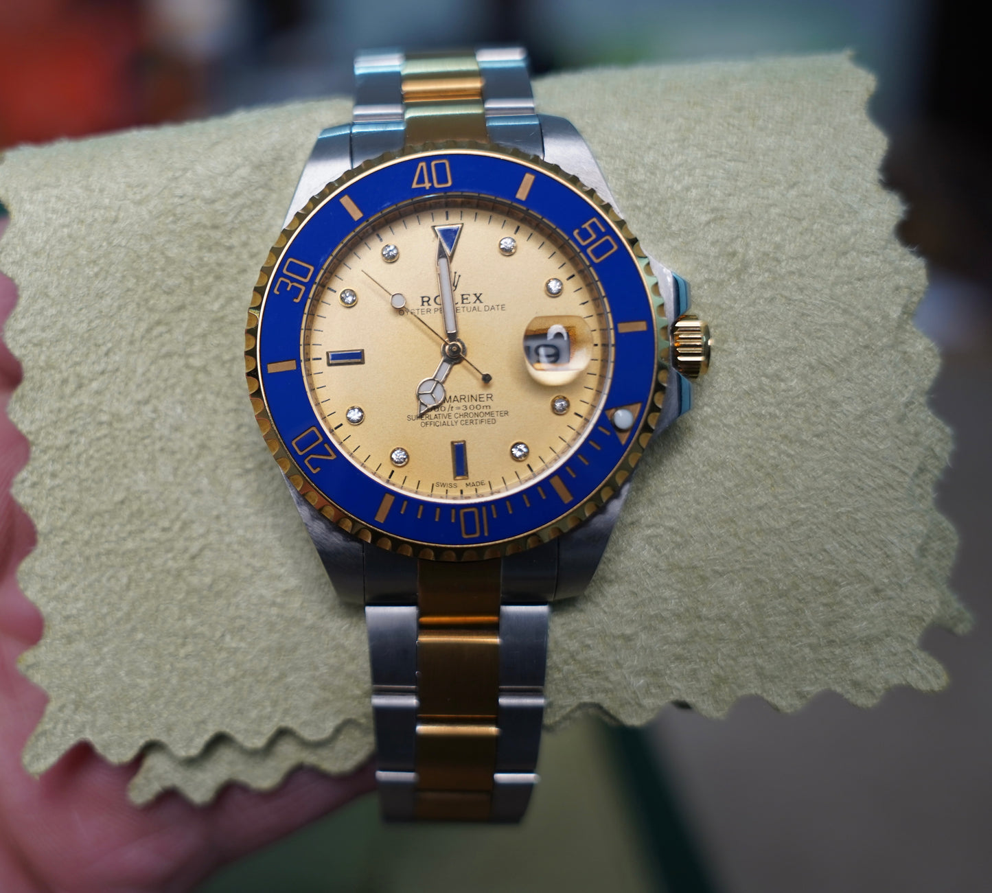 41 mm ساعة رولكس سابمارينر ذهبي و أزرق سوبر كواليتي