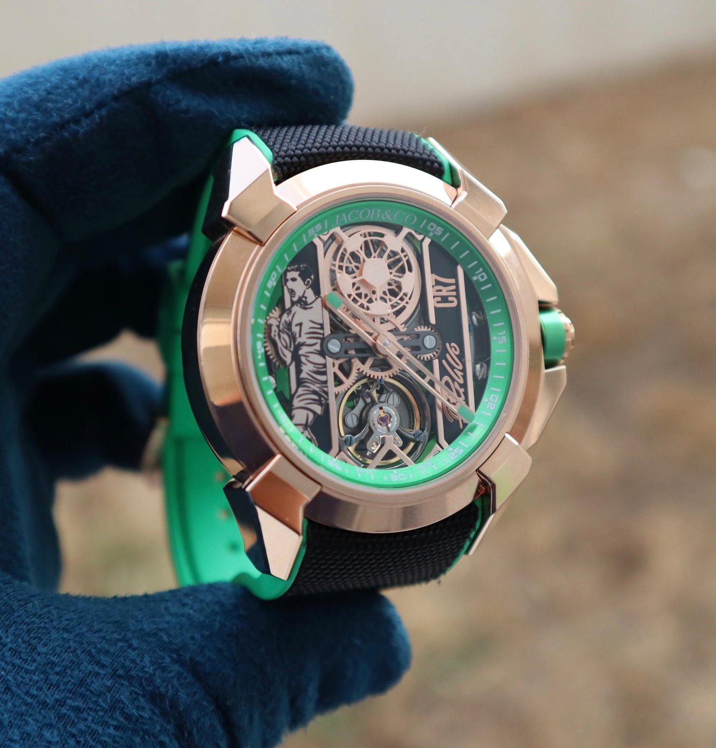 jacob & co CR7 - جاكوب اند كو اصدار رونالدو لون اخضر توربيون كلين درجة اولى