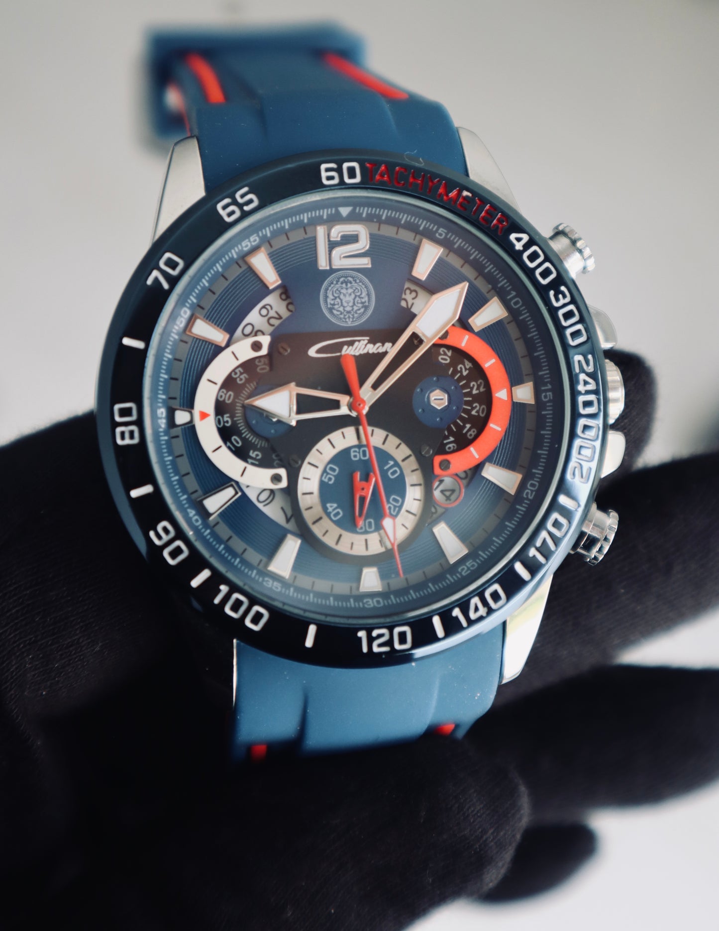 فيراري نيزمو تصميم من كولينان - كرونوجراف اصدار خاص - الساعة اصلية ويا كفالتها - خمس قطع فقط