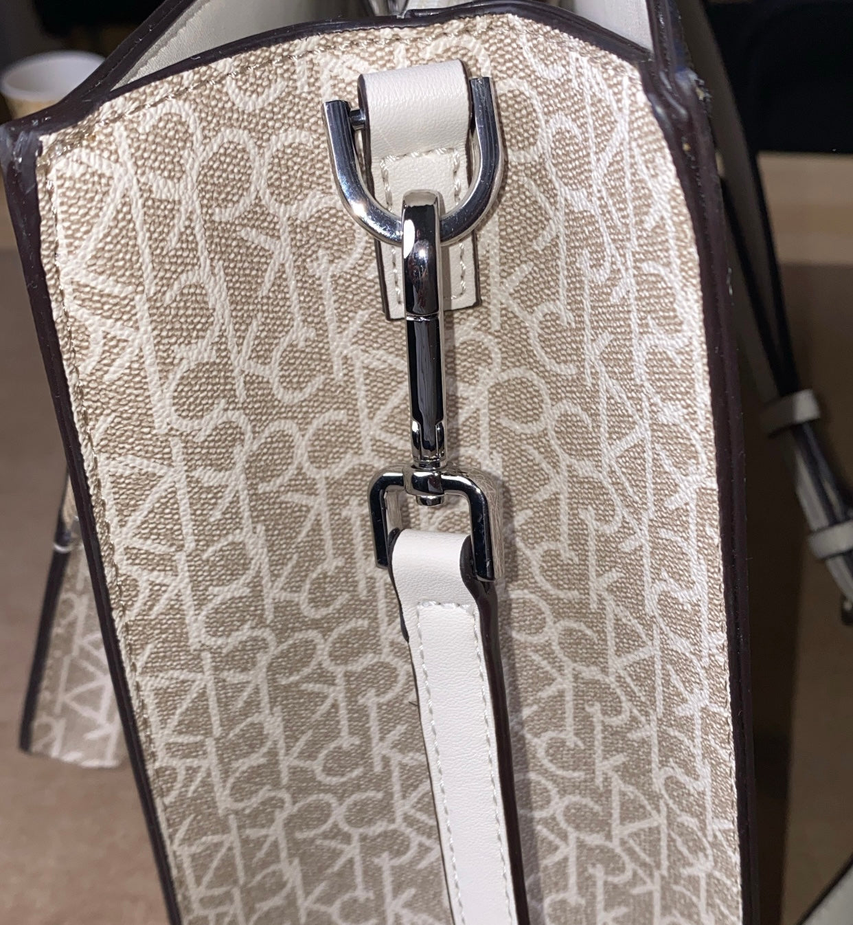 جنطه كالفن كلاين آصليه جديده - تصفيه امريكيه