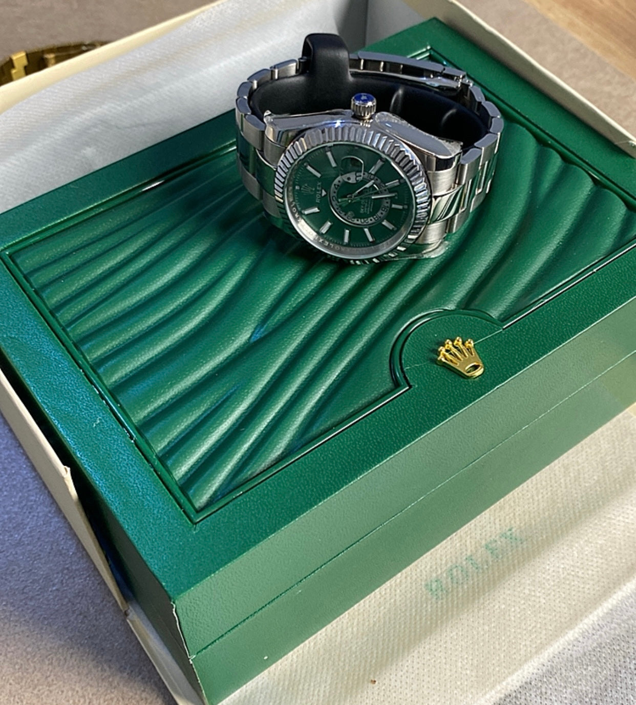 رواكس سكاي دولر 2024  مستعملة بحالة الجديد ماكينة سريسري