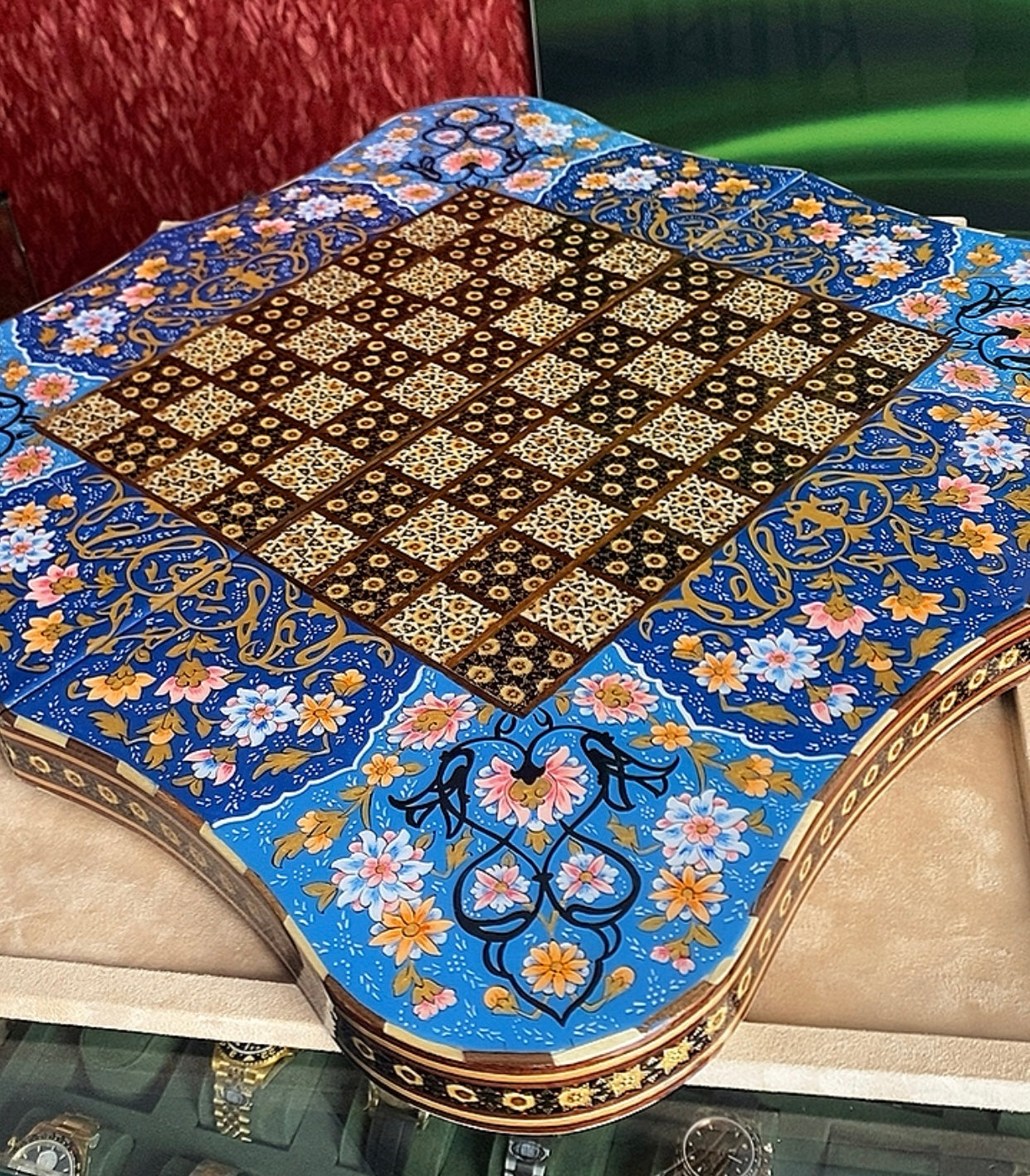 تحفة فنية صناعة يدوية - طاولي و شطرنج رسمة واحدة فقط يعني الحبة الوحيدة في العراق - احجار الطاولي و الشطرنج صناعة يدوي  بادق التفاصيل (t5)