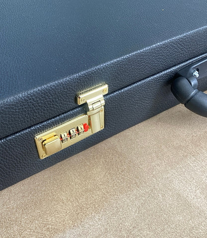 طاولي + شطرنج  زخرفة سوداء راقية صناعة يدوية - جنطة جلد فاخرة السعر بدون احجار شطرنج ٥٥٠ الف ومع احجار شطرنج ٦٥٠ الف