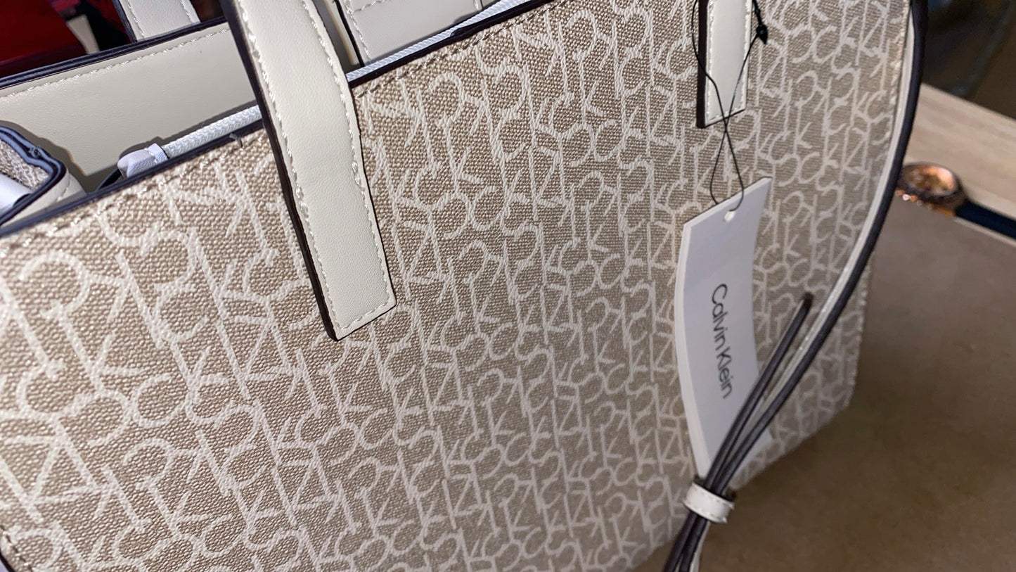 جنطه كالفن كلاين آصليه جديده - تصفيه امريكيه