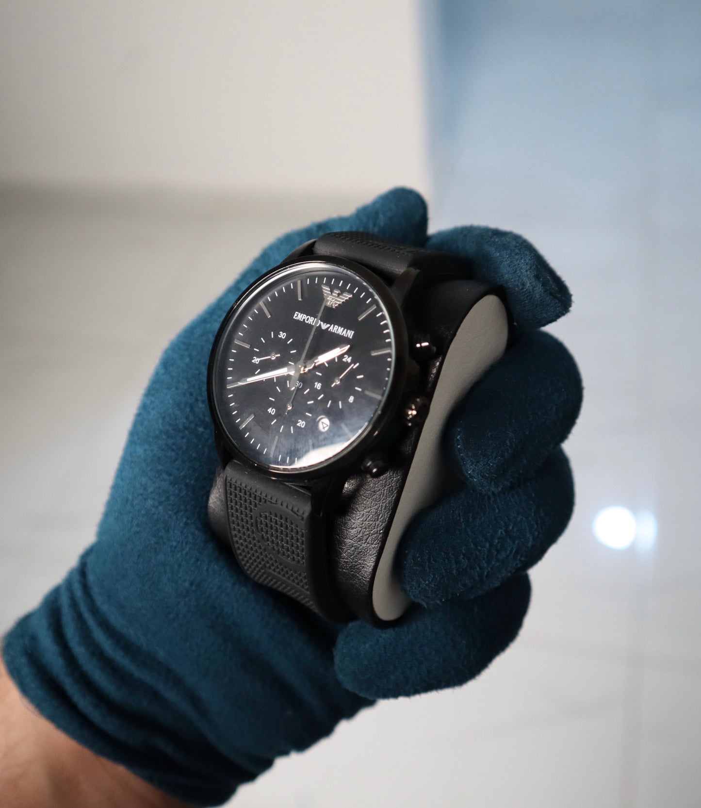 ساعة ارماني جراند ماستر - حبة واحدة من كل لون